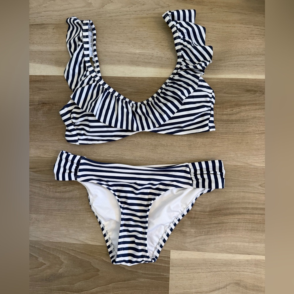 Vineyard Vines Girls Navy and White Striped Ruffle Bikini